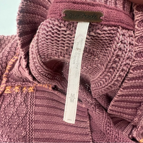 Free People All Washed Out Chunky Knit Cardigan Size Medium - Picture 3 of 6